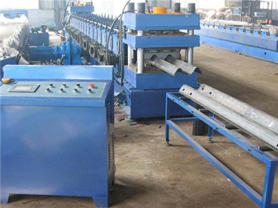 高速公路護(hù)欄板成型機(jī) 高速公路護(hù)欄板成型機(jī)